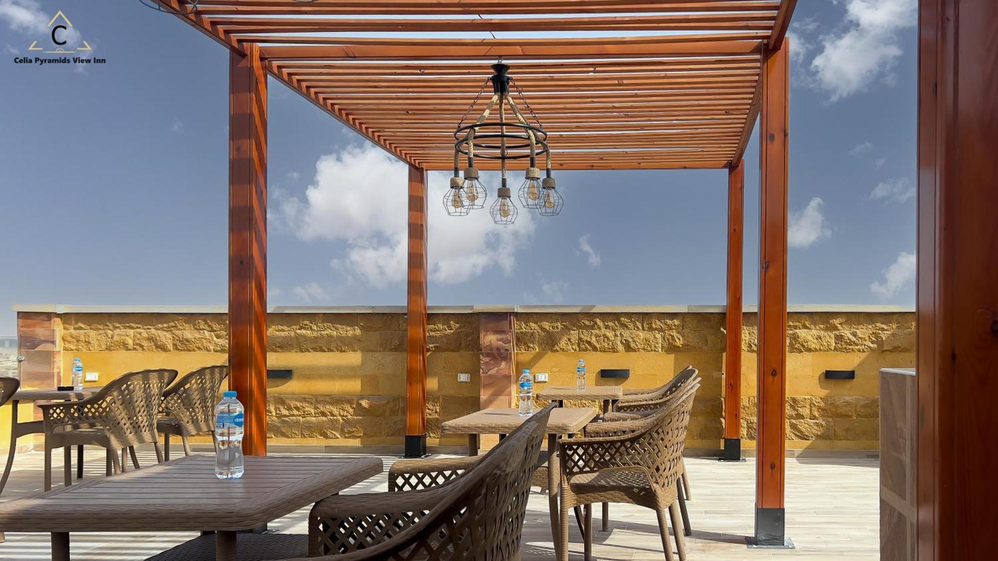 Celia Pyramids View Inn Nazlet el-Sîsi Exterior photo